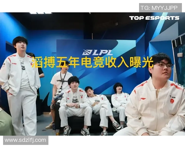 S15电竞王者荣耀热议TES战队配合问题引发的争议与讨论